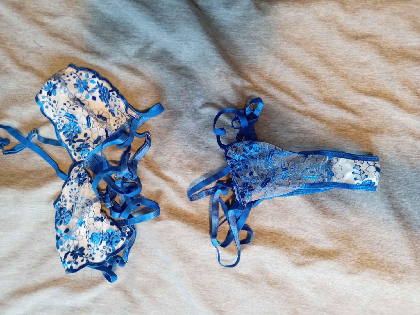 Blue Lingerie set - 12/14 (L) - Ponys Girls - Crossdressing, Feminization Support, guide