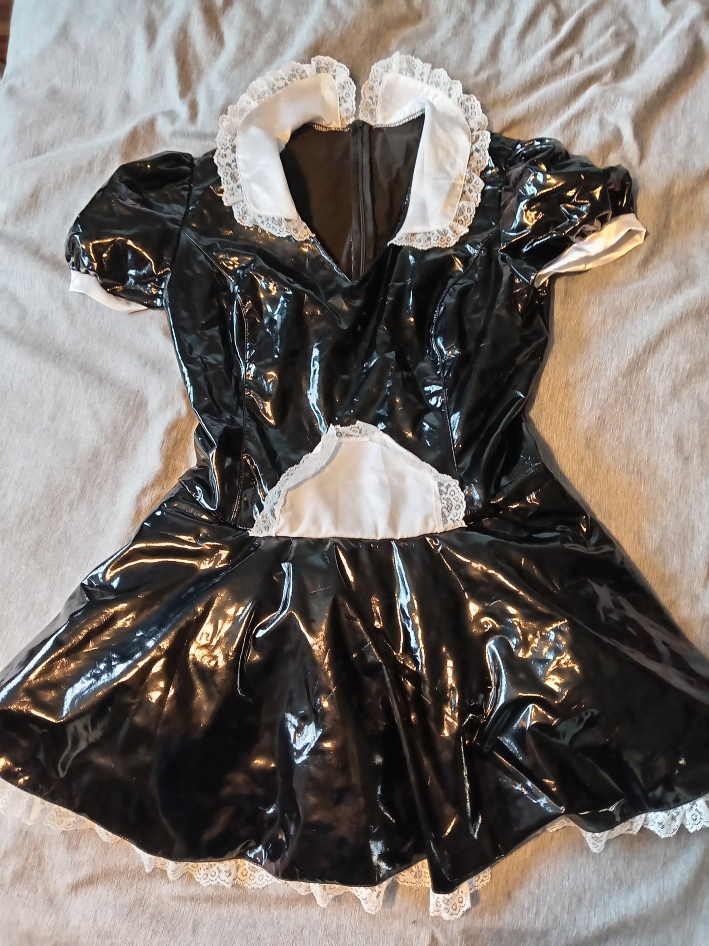 PVC Maid Outfit - 12/14 (L) - Ponys Girls - Crossdressing, Feminization Support, guide