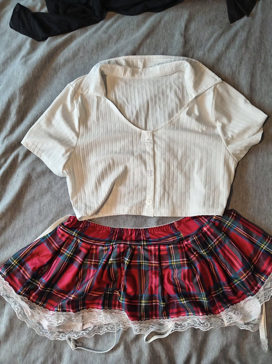 School Girl Outfit - 12/14 (L) - Ponys Girls - Crossdressing, Feminization Support, guide